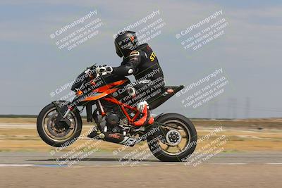 media/Sep-10-2023-Pacific Track Time (Sun) [[44210541ad]]/Group A/12pm (Wheelie Bump)/